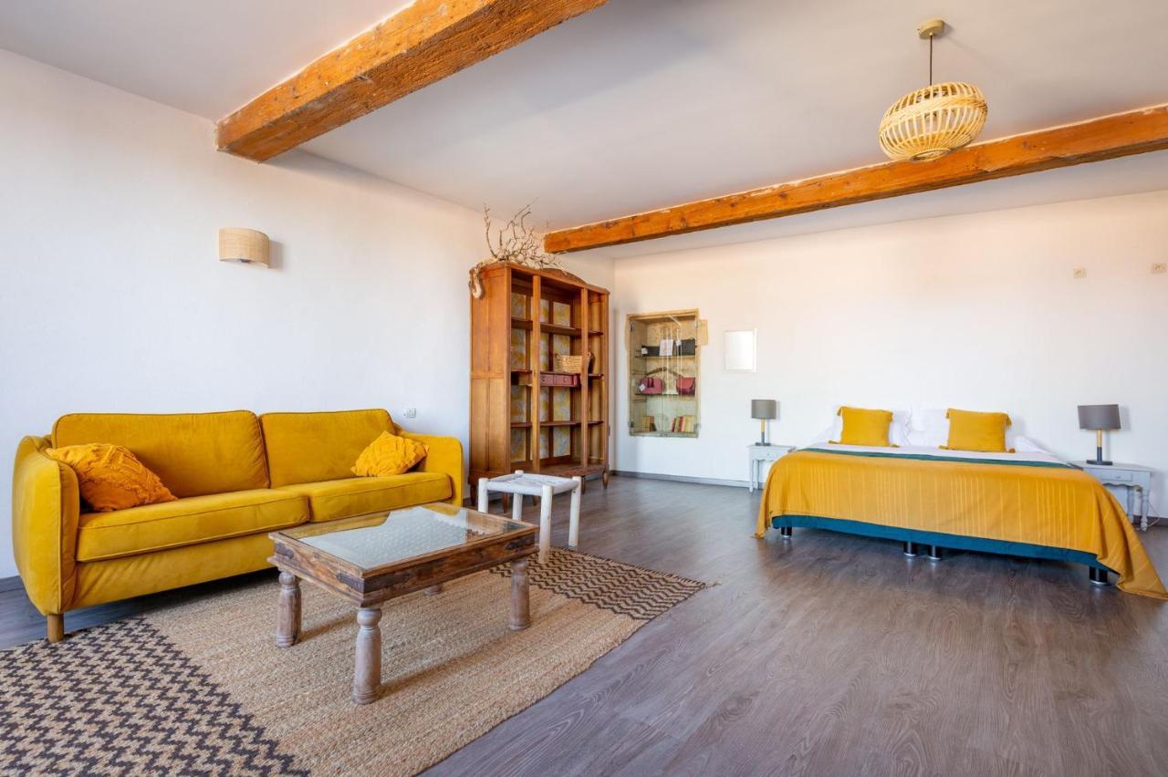 Le Pied De La Lettre Hotell Grignan Exteriör bild
