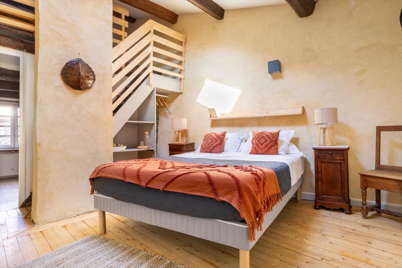 Le Pied De La Lettre Hotell Grignan Exteriör bild
