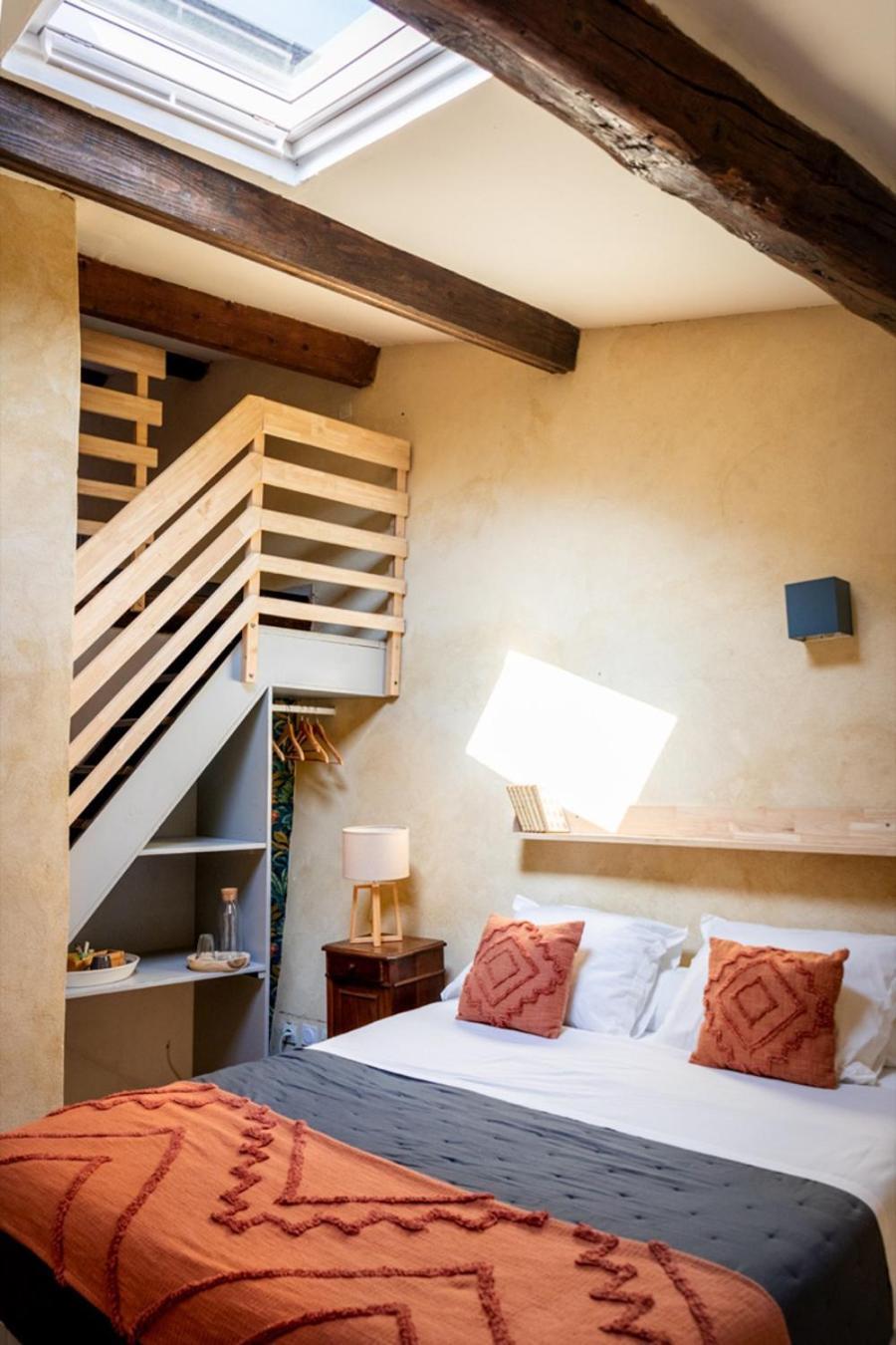 Le Pied De La Lettre Hotell Grignan Exteriör bild