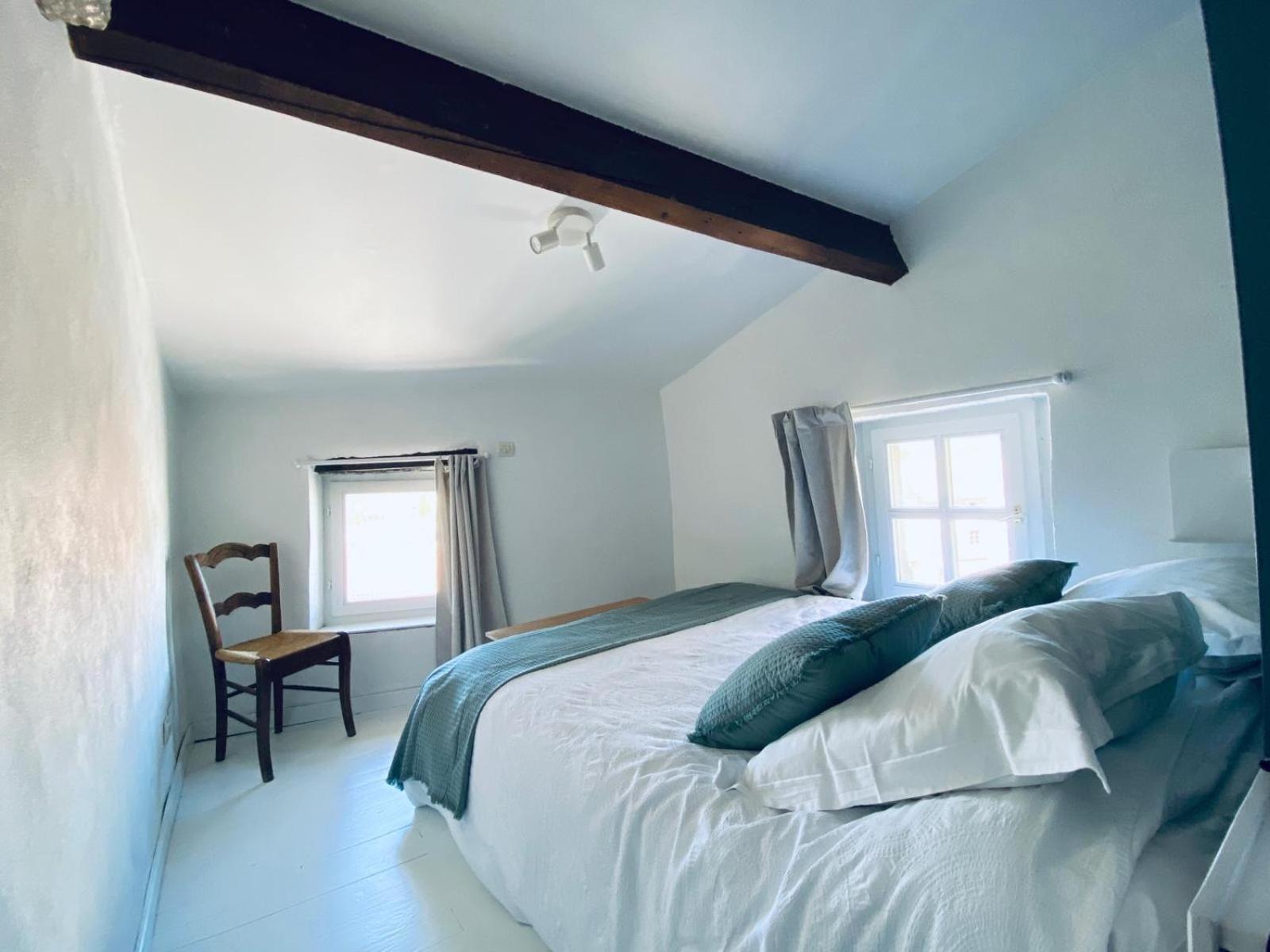 Le Pied De La Lettre Hotell Grignan Rum bild